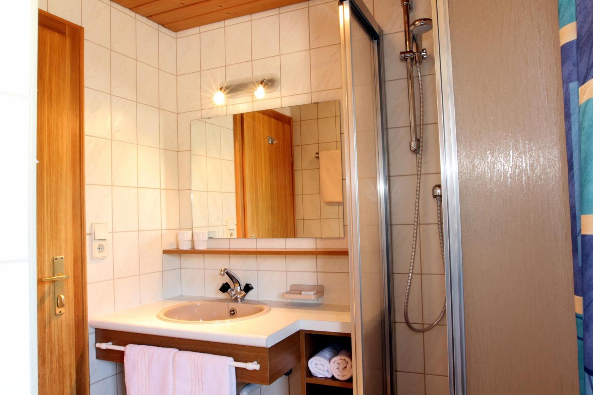 Haus Kneissl Lejlighed Seefeld in Tirol Værelse billede